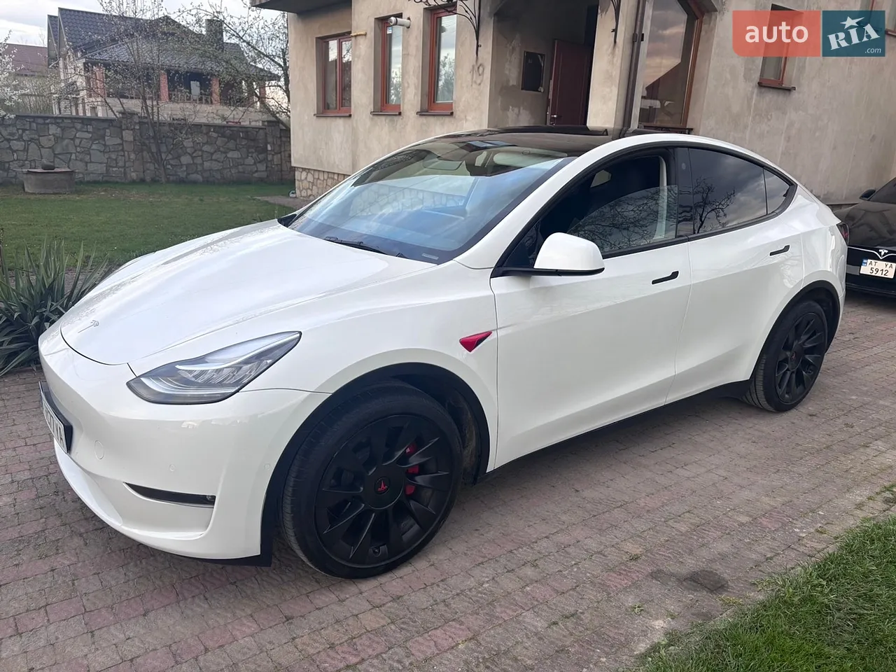2022 Tesla Model Y - мініатюра 21