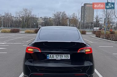 Внедорожник / Кроссовер Tesla Model Y 2021 в Киеве