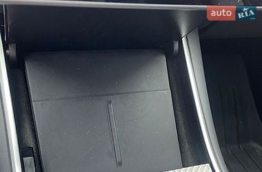 Внедорожник / Кроссовер Tesla Model Y 2021 в Киеве