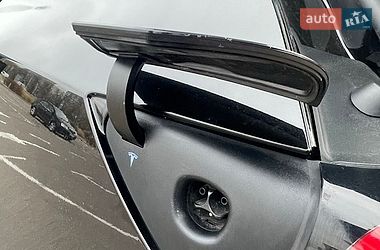 Внедорожник / Кроссовер Tesla Model Y 2021 в Киеве