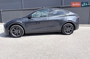 Внедорожник / Кроссовер Tesla Model Y 2024 в Киеве