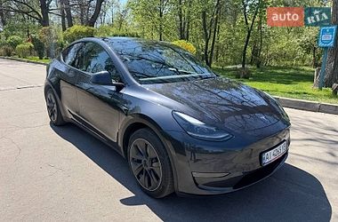 Позашляховик / Кросовер Tesla Model Y 2024 в Києві