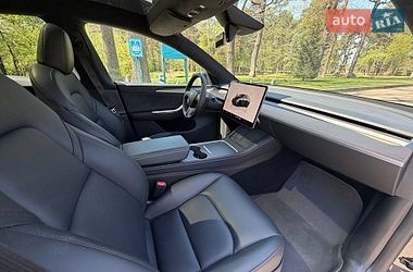 Позашляховик / Кросовер Tesla Model Y 2024 в Києві