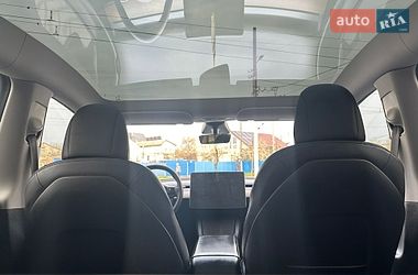 Позашляховик / Кросовер Tesla Model Y 2021 в Білій Церкві