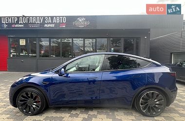 Позашляховик / Кросовер Tesla Model Y 2022 в Сторожинці