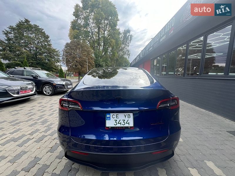 Позашляховик / Кросовер Tesla Model Y 2022 в Сторожинці