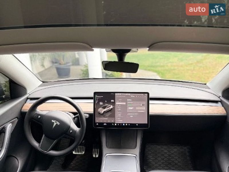 Внедорожник / Кроссовер Tesla Model Y 2021 в Львове