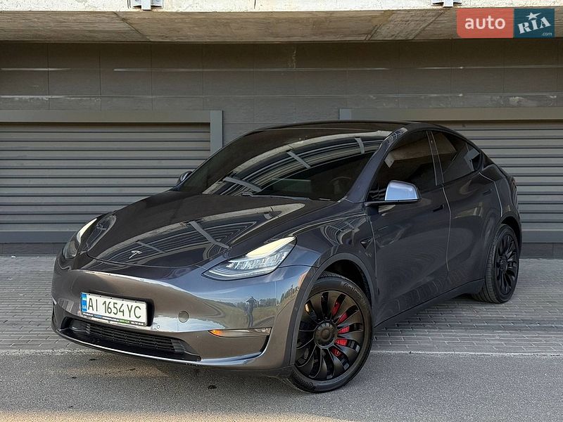 Tesla Model Y 2020