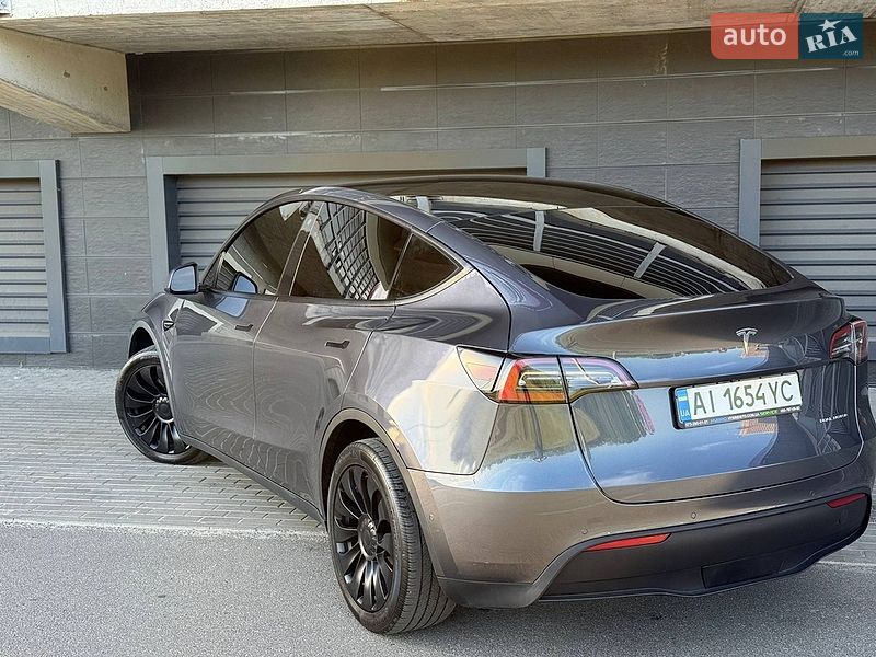 Позашляховик / Кросовер Tesla Model Y 2020 в Києві
