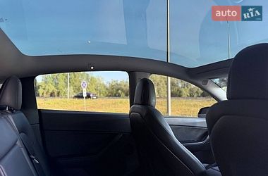 Позашляховик / Кросовер Tesla Model Y 2020 в Києві