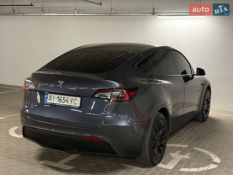 Позашляховик / Кросовер Tesla Model Y 2020 в Києві