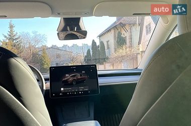Позашляховик / Кросовер Tesla Model Y 2024 в Івано-Франківську