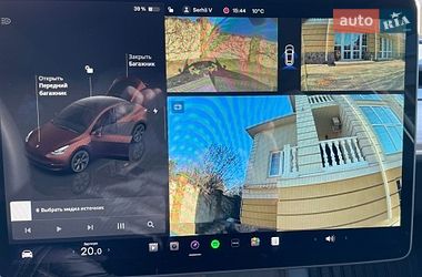 Позашляховик / Кросовер Tesla Model Y 2024 в Івано-Франківську