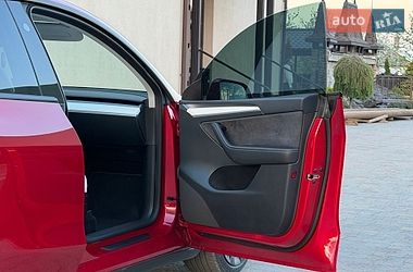 Внедорожник / Кроссовер Tesla Model Y 2023 в Стрые