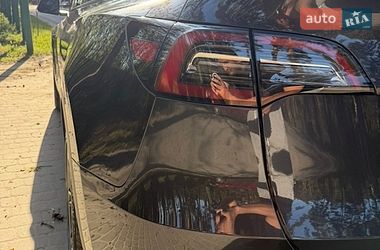 Внедорожник / Кроссовер Tesla Model Y 2024 в Львове