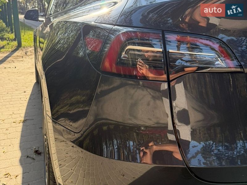 Внедорожник / Кроссовер Tesla Model Y 2024 в Львове