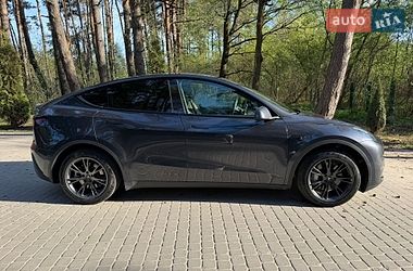 Внедорожник / Кроссовер Tesla Model Y 2024 в Львове