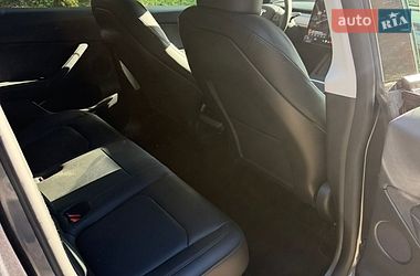 Внедорожник / Кроссовер Tesla Model Y 2024 в Львове
