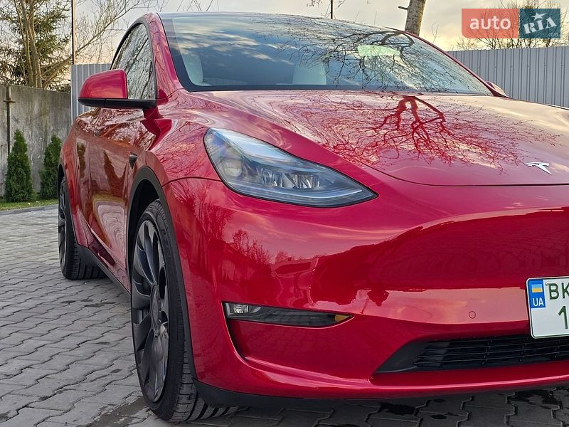 Внедорожник / Кроссовер Tesla Model Y 2022 в Костополе