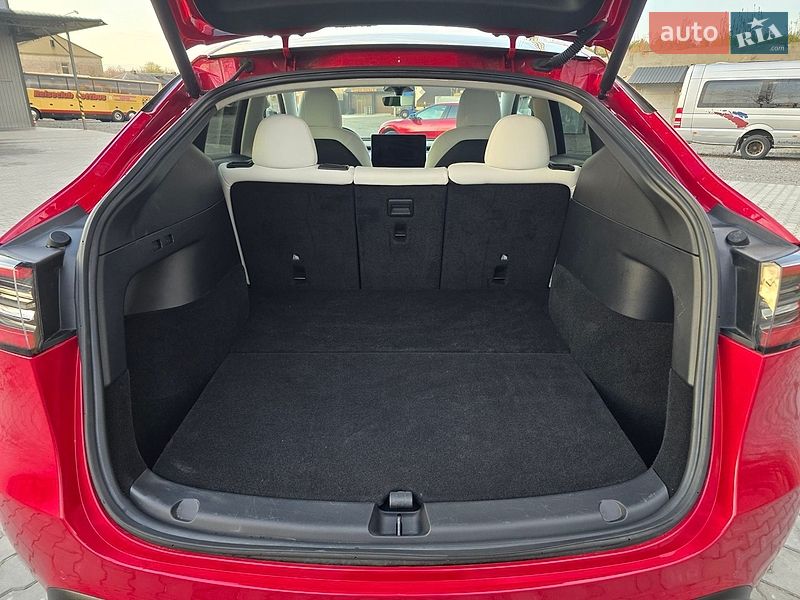 Внедорожник / Кроссовер Tesla Model Y 2022 в Костополе