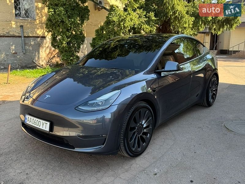 Tesla Model Y 2022