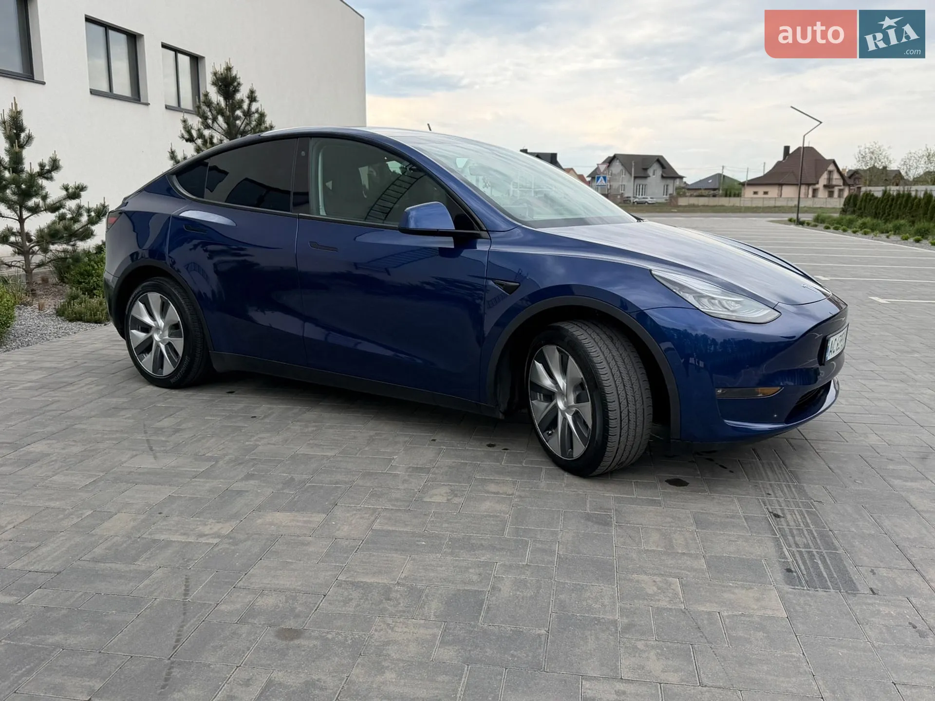 2021 Tesla Model Y - мініатюра 4