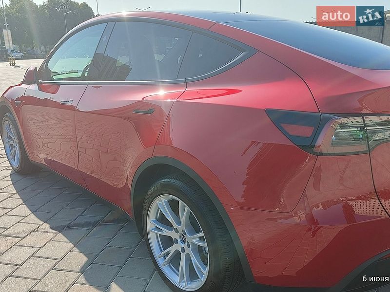 Позашляховик / Кросовер Tesla Model Y 2023 в Черкасах