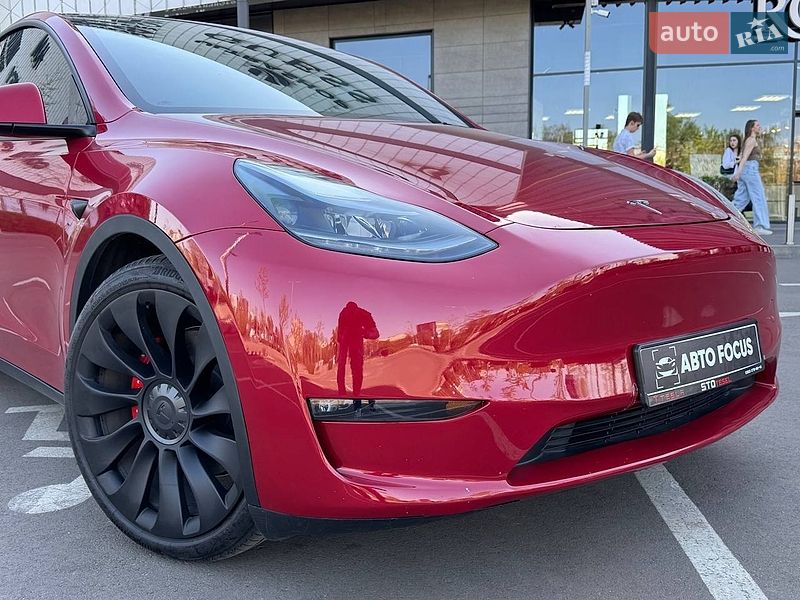Позашляховик / Кросовер Tesla Model Y 2023 в Києві