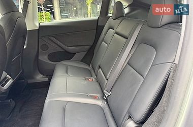 Позашляховик / Кросовер Tesla Model Y 2024 в Києві