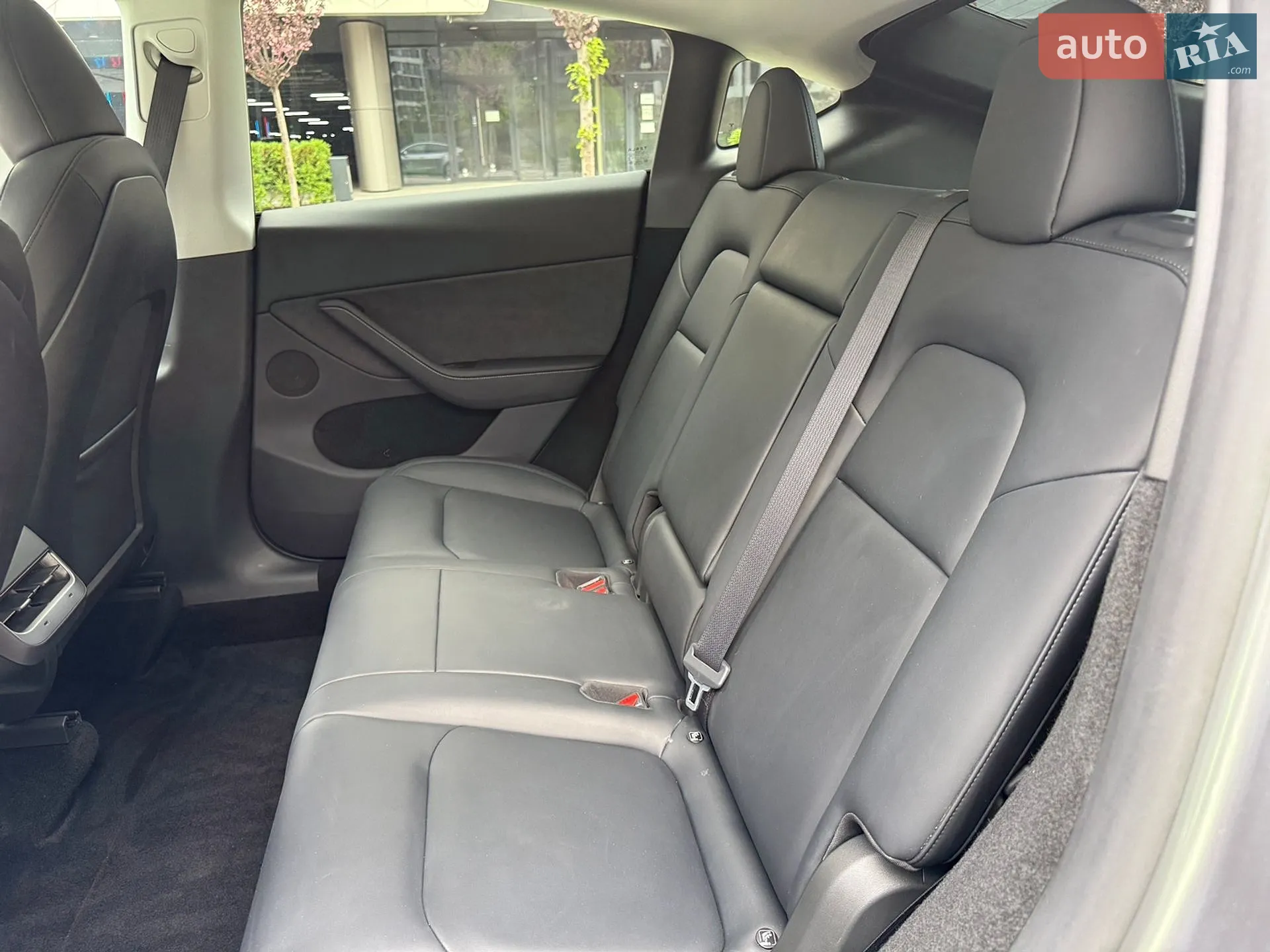 2024 Tesla Model Y - мініатюра 34