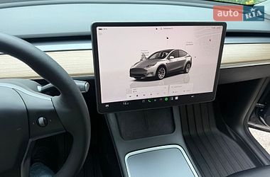 Внедорожник / Кроссовер Tesla Model Y 2022 в Киеве