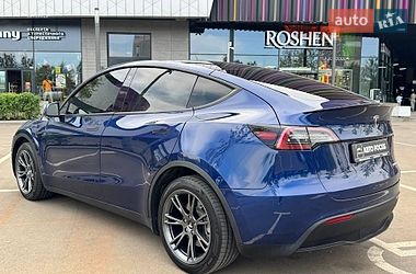 Внедорожник / Кроссовер Tesla Model Y 2021 в Киеве