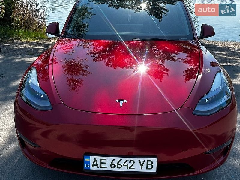 Внедорожник / Кроссовер Tesla Model Y 2023 в Днепре