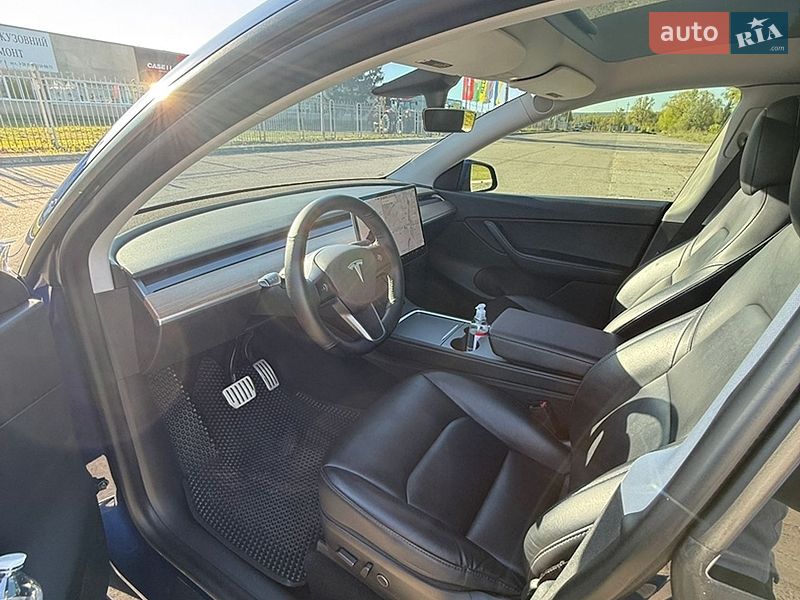 Внедорожник / Кроссовер Tesla Model Y 2021 в Харькове