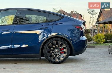 Внедорожник / Кроссовер Tesla Model Y 2024 в Стрые