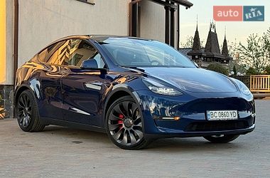 Внедорожник / Кроссовер Tesla Model Y 2024 в Стрые