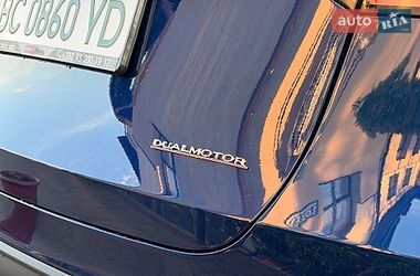 Внедорожник / Кроссовер Tesla Model Y 2024 в Стрые