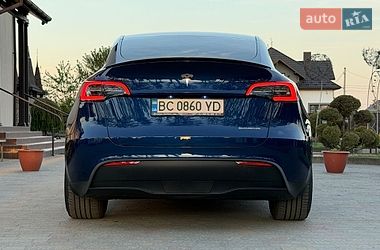 Внедорожник / Кроссовер Tesla Model Y 2024 в Стрые