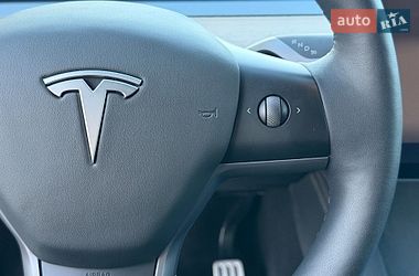 Внедорожник / Кроссовер Tesla Model Y 2024 в Стрые