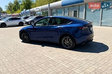 Позашляховик / Кросовер Tesla Model Y 2024 в Дніпрі фото 13 Позашляховик / Кросовер Tesla Model Y 2024 в Дніпрі