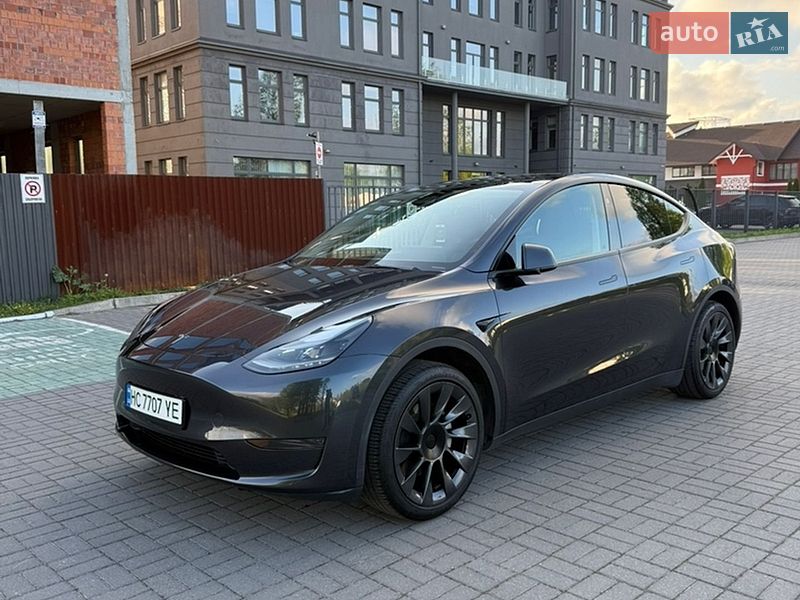 Внедорожник / Кроссовер Tesla Model Y 2024 в Львове