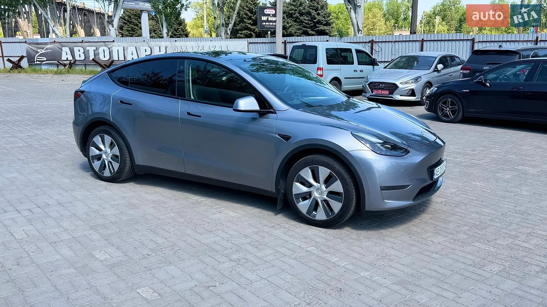 2023 Tesla Model Y - мініатюра 19