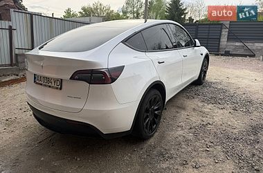 Позашляховик / Кросовер Tesla Model Y 2023 в Лісниках