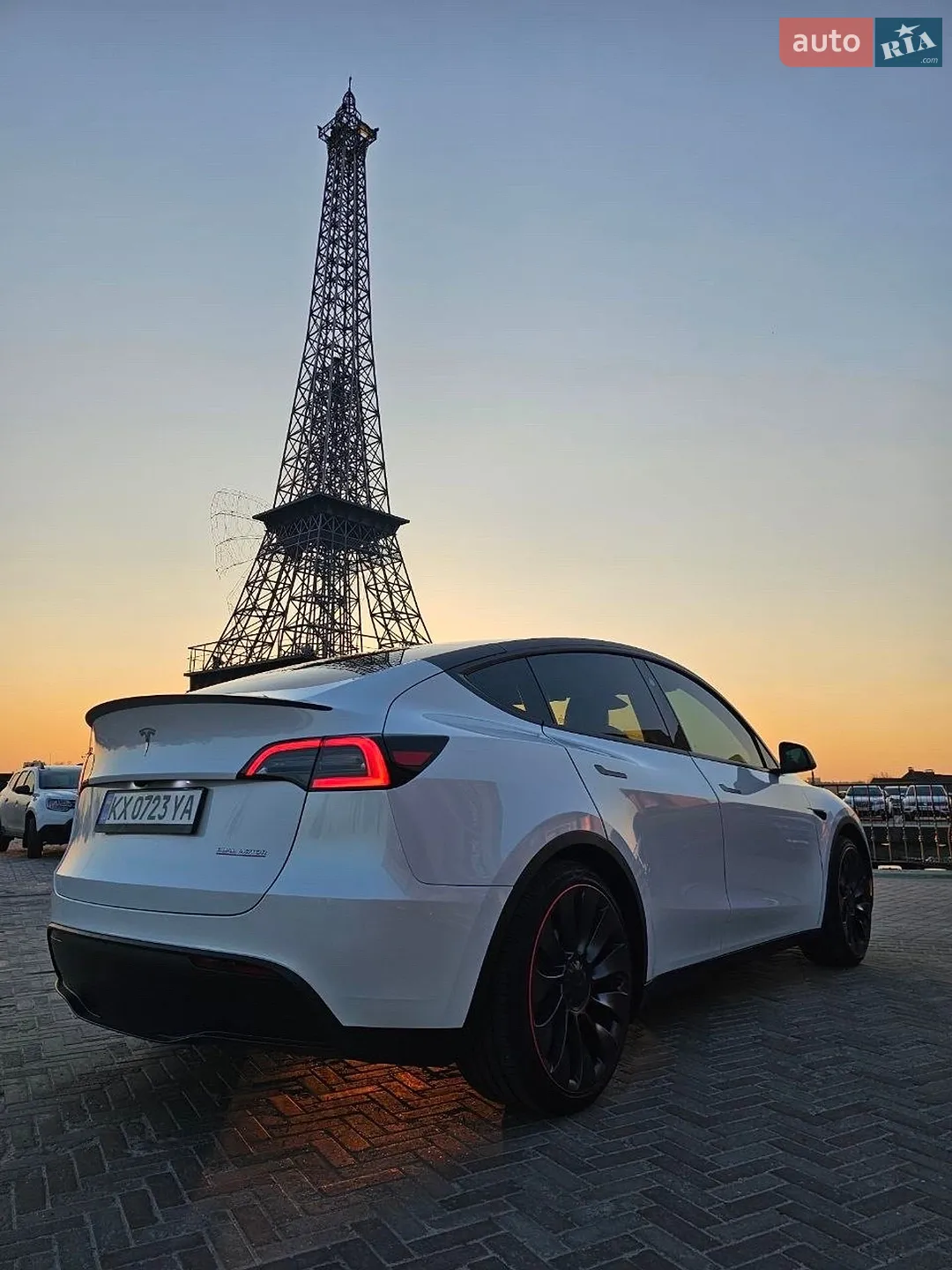 2024 Tesla Model Y - мініатюра 13