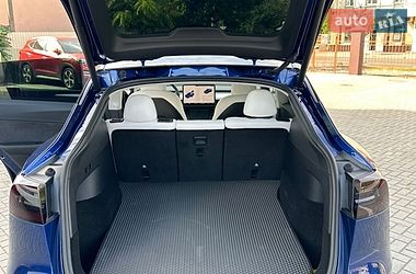Внедорожник / Кроссовер Tesla Model Y 2022 в Кременчуге