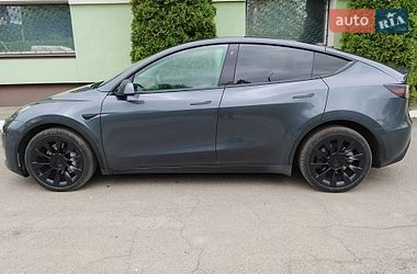 Внедорожник / Кроссовер Tesla Model Y 2021 в Ровно