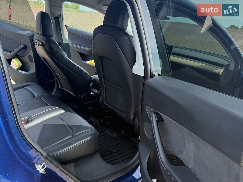 Внедорожник / Кроссовер Tesla Model Y 2020 в Фастове