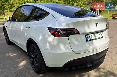 Внедорожник / Кроссовер Tesla Model Y 2025 в Киеве