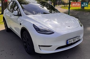 Внедорожник / Кроссовер Tesla Model Y 2025 в Киеве