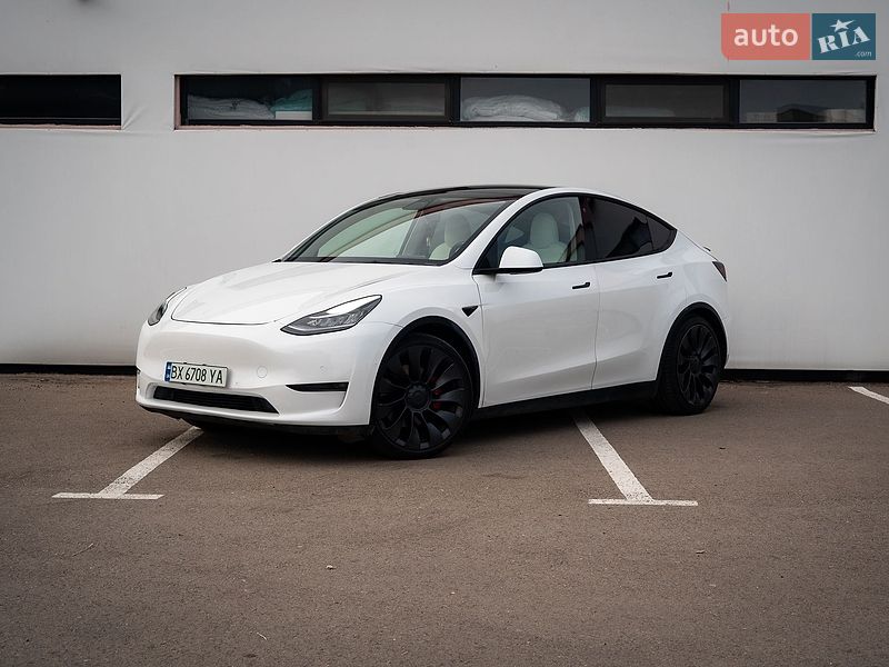 Внедорожник / Кроссовер Tesla Model Y 2020 в Хмельницком